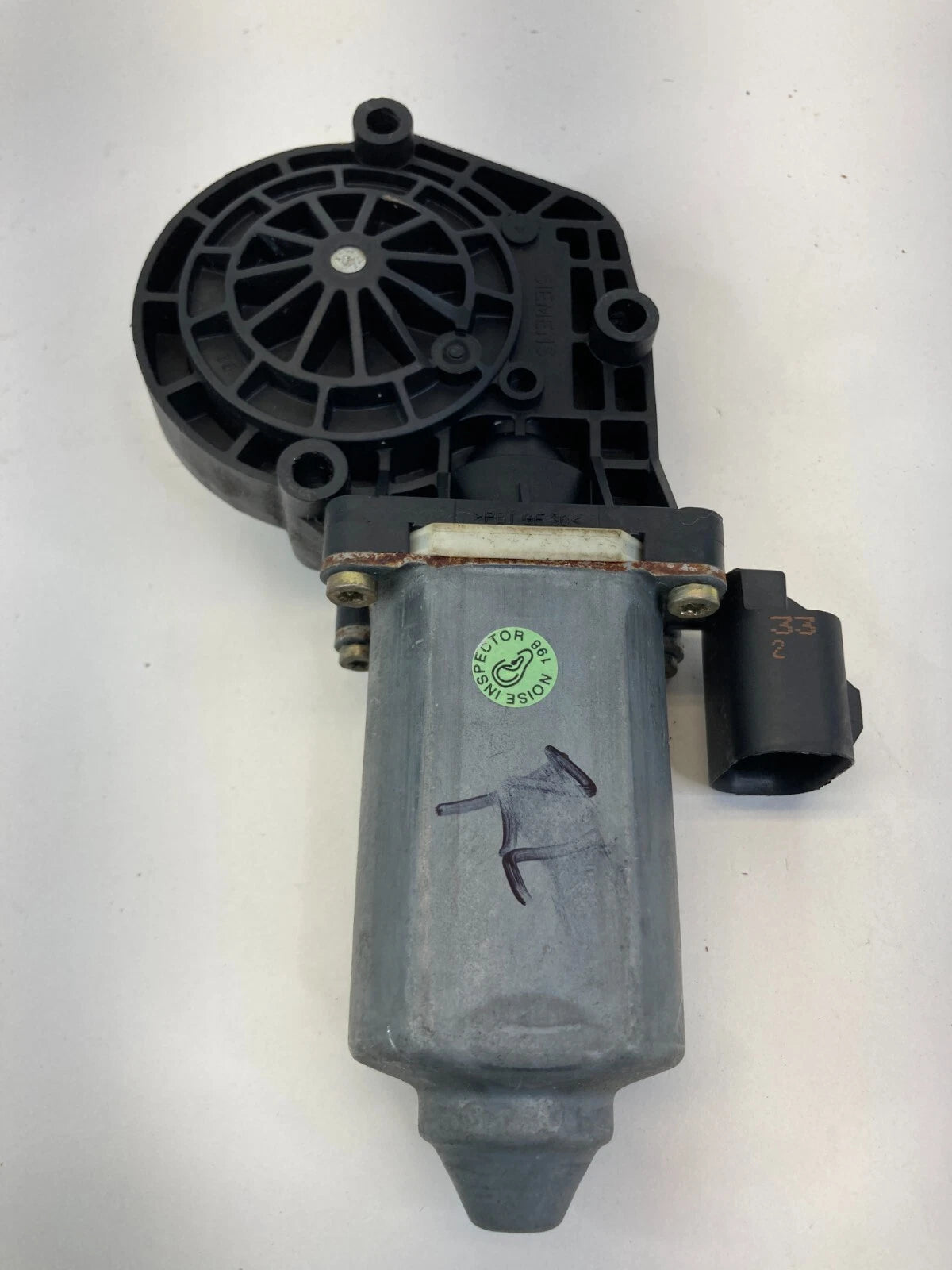 2002 2003 2004 FORD EXPLORER REAR LEFT SIDE DOOR WINDOW MOTOR 3L247827144AA OEM
