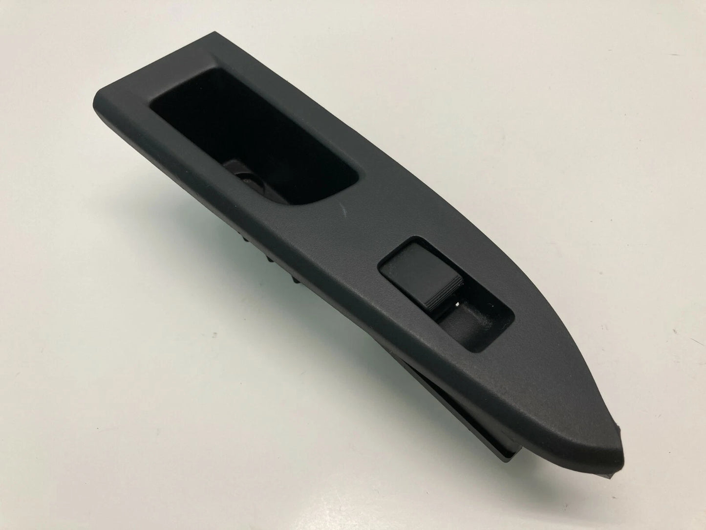 2011-2014 MAZDA 2 REAR LEFT BACK SIDE DOOR POWER WINDOW SWITCH RR LH D65166370