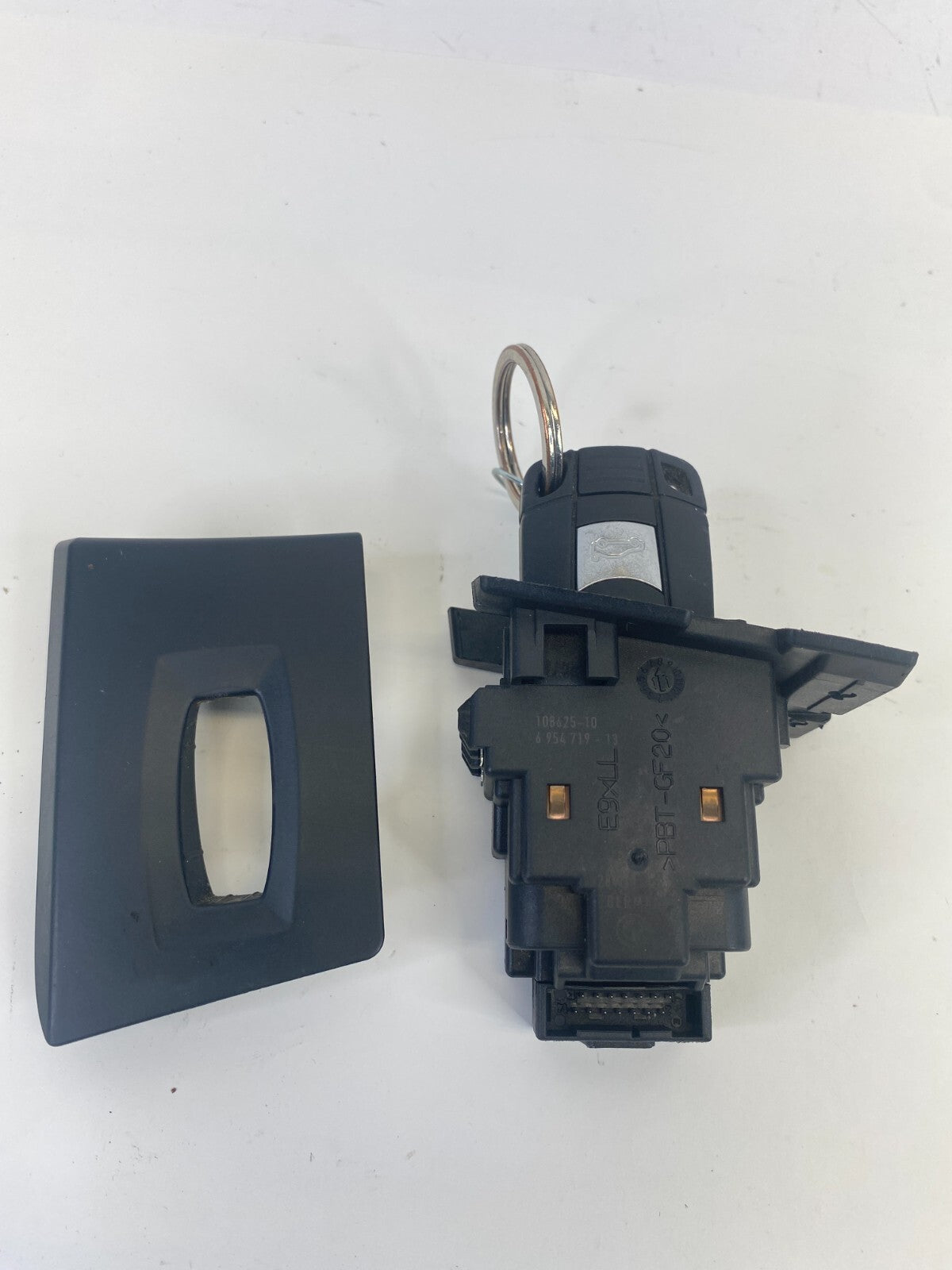 2009-2012 BMW 328i xDrive Ignition Switch Key Card Housing w/ Trim 6954719-13