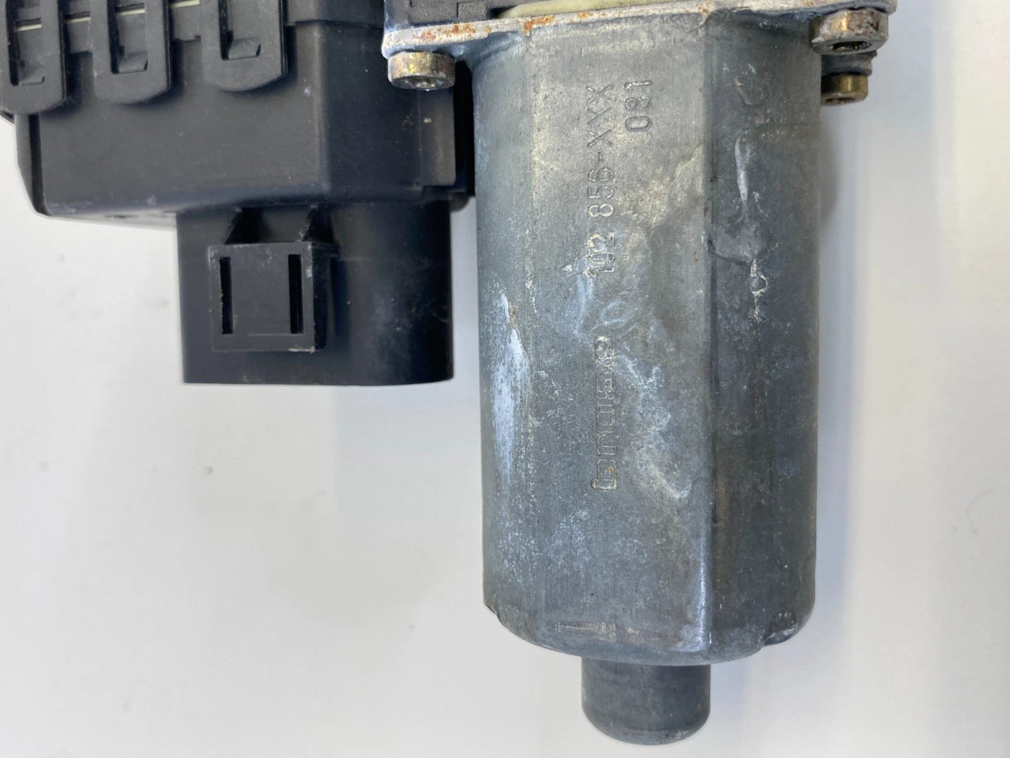 1998-2004 AUDI A6 QUATTRO REAR LEFT SIDE DOOR POWER WINDOW MOTOR 0130821784 OEM