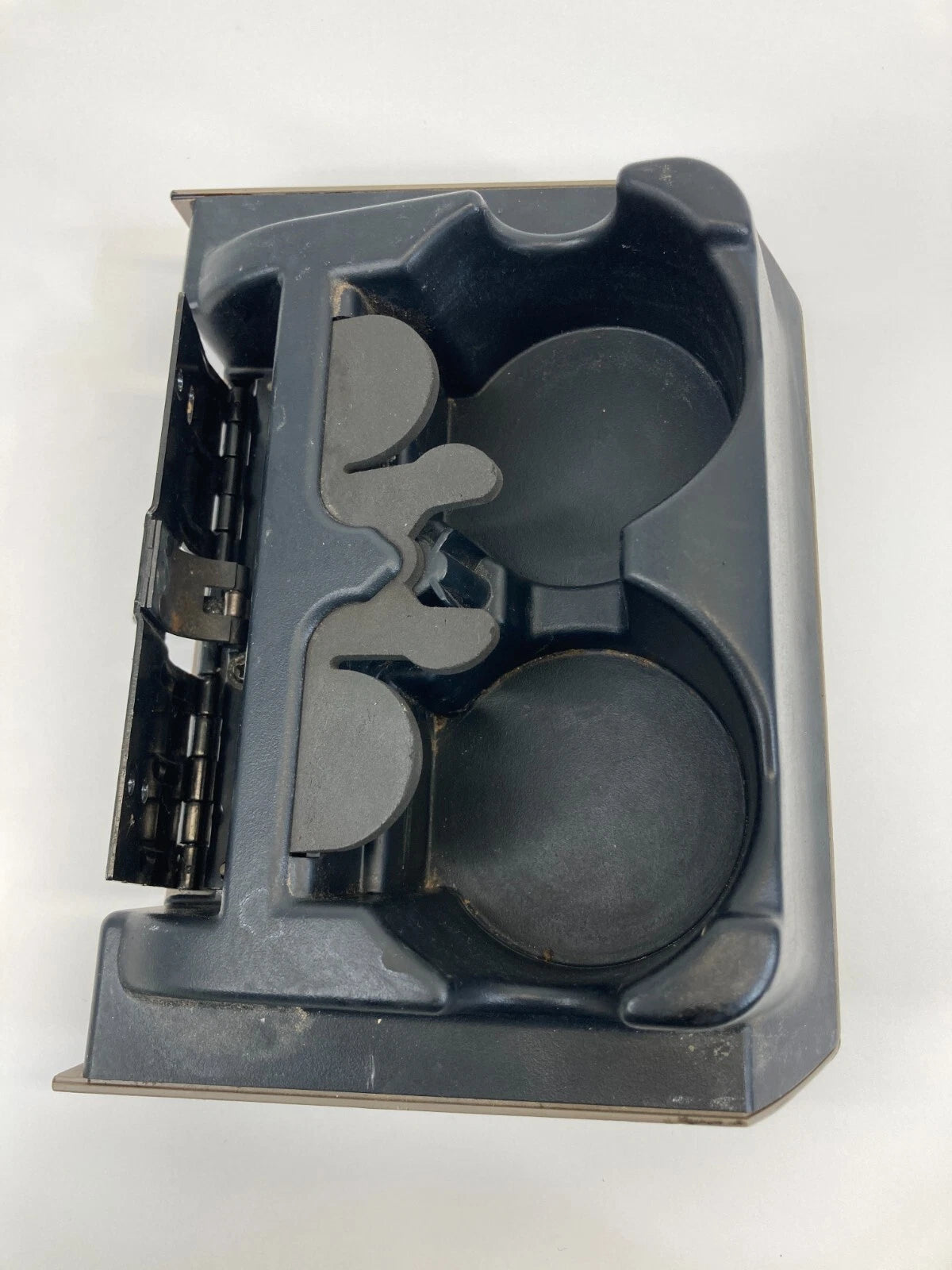 2002-2005 FORD EXPLORER CENTER CONSOLE REAR RECTRACTABLE CUP HOLDER CUPHOLDER