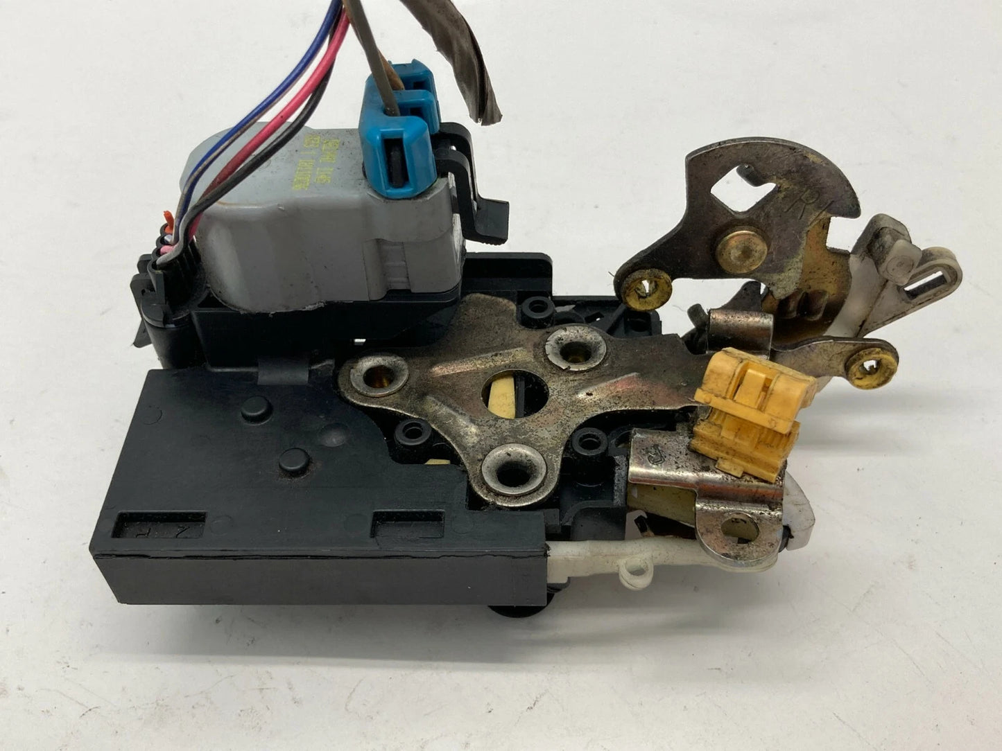 02-07 BUICK RENDEZVOUS REAR RIGHT DOOR LOCK LATCH RELEASE ACTUATOR 1-18110036