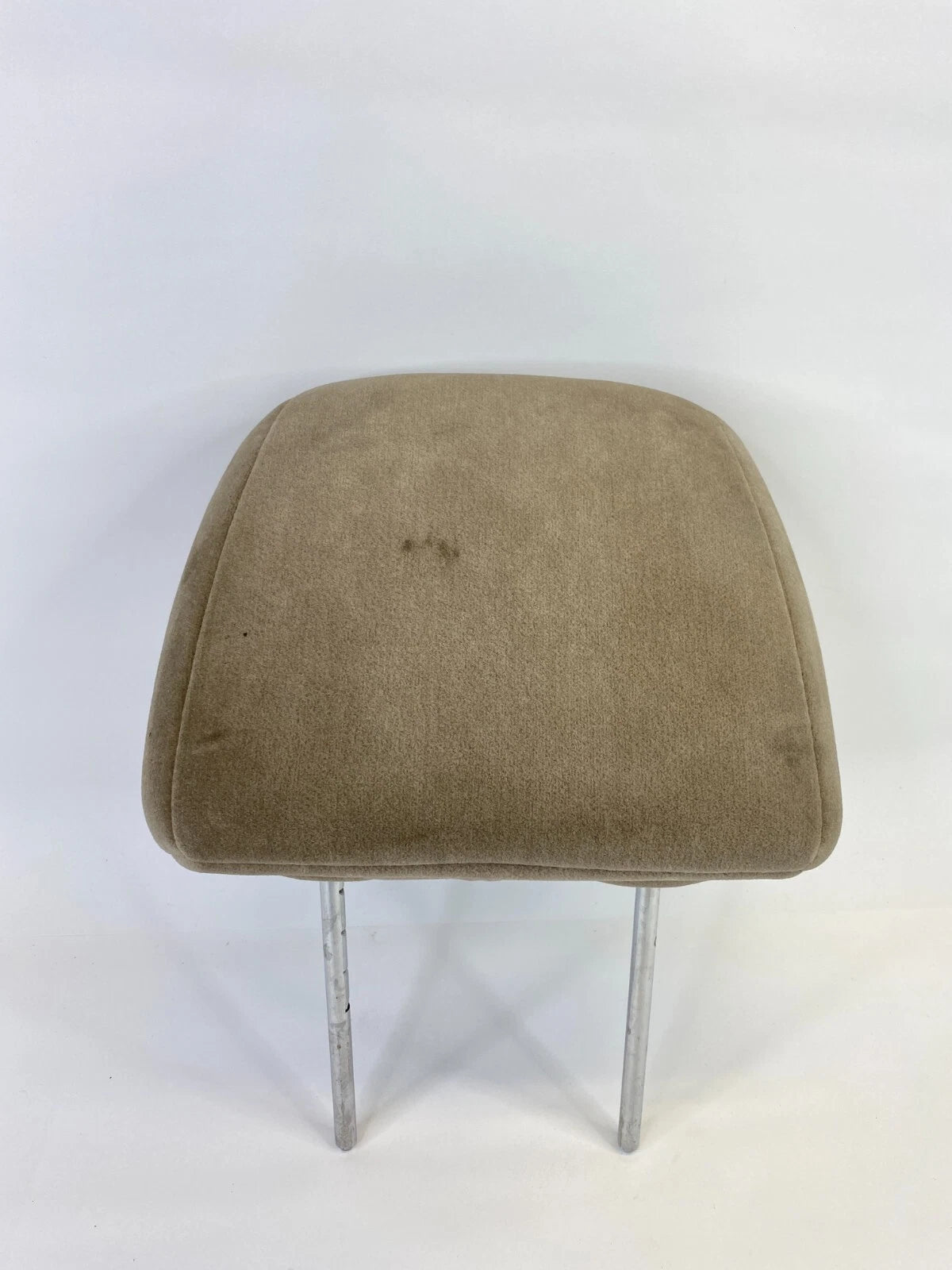 2003-2006 KIA SORENTO FRONT RIGHT PASSENGER SIDE SEAT HEADREST HEAD REST OEM