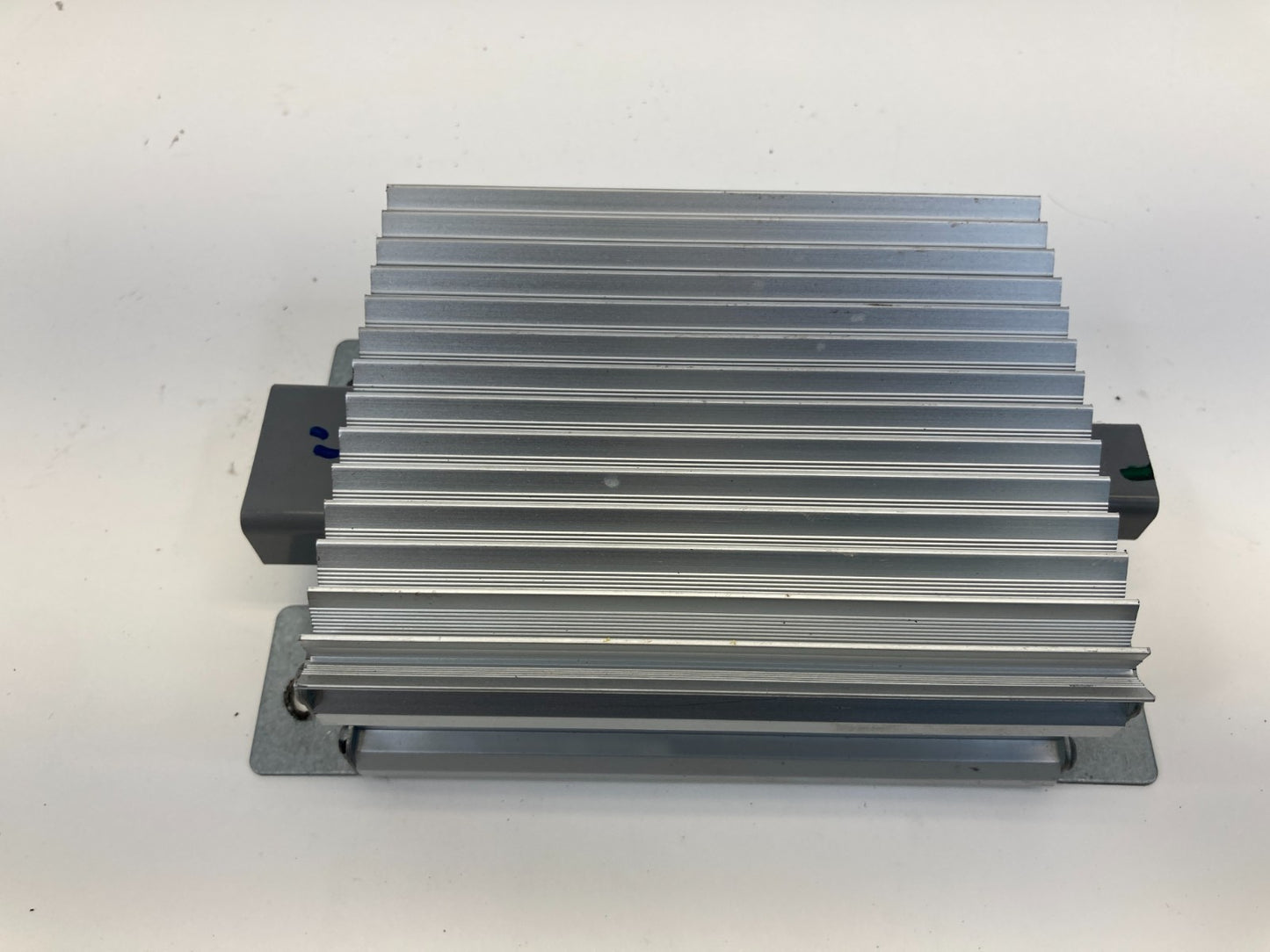 2009 10 11 2012 Ford Flex Radio Stereo Audio AMP Amplifier 8A5T-18C808-AB