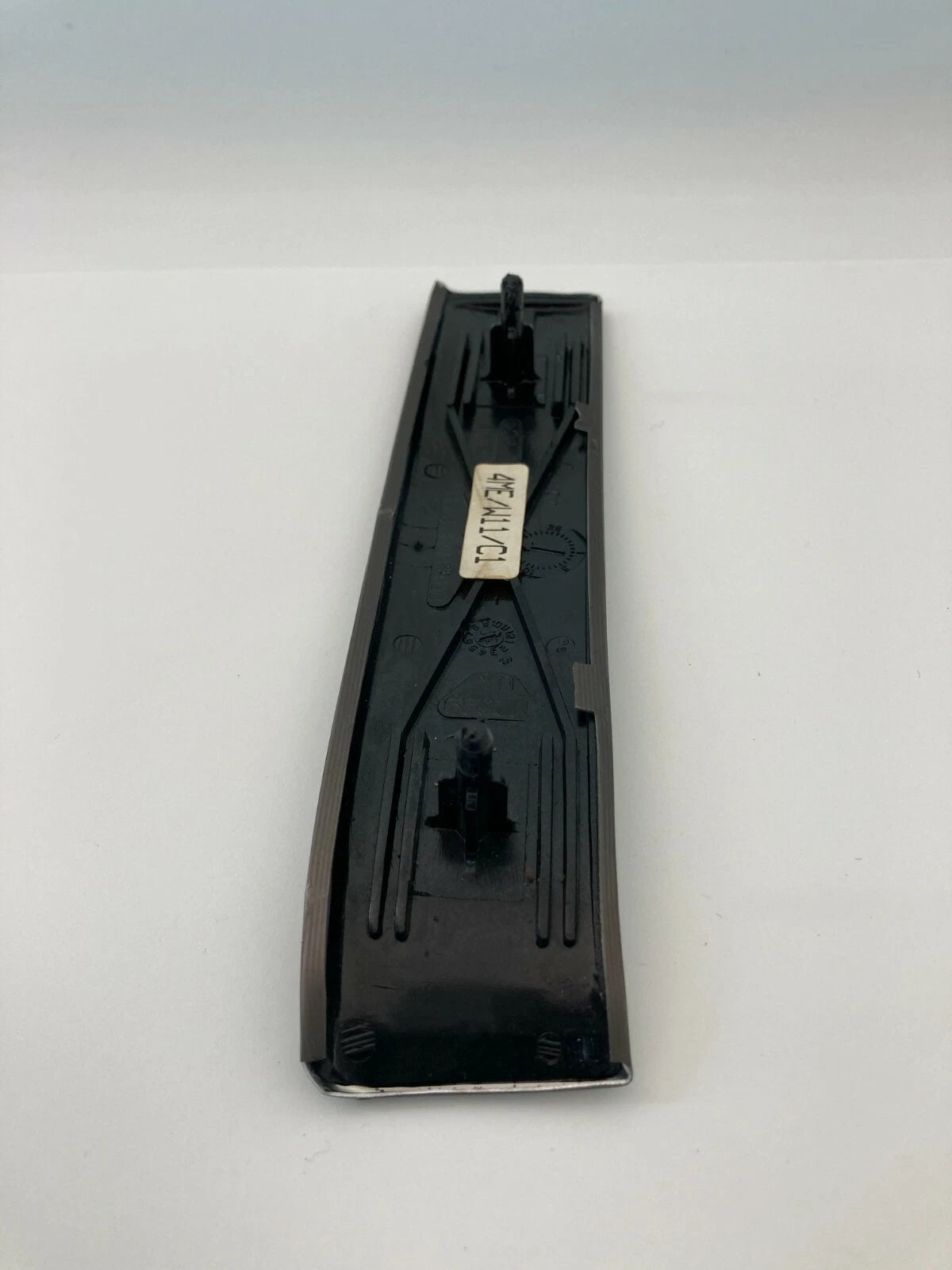 1996-2001 AUDI A4 A4 QUATTRO LEFT DRIVER SIDE DASH MOLDING TRIM 8D1 853 189A OEM