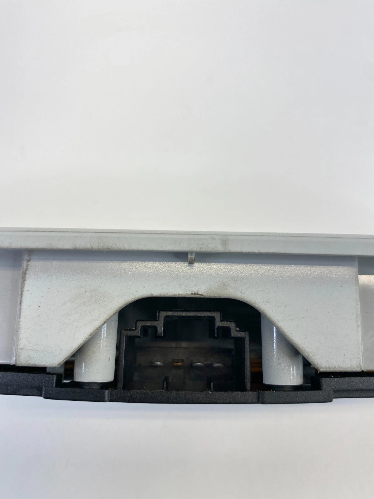 2007-2011 AUDI A6 QUATTRO REAR ROOF UPPER SIDE DOME READING MAP LIGHT LAMP OEM