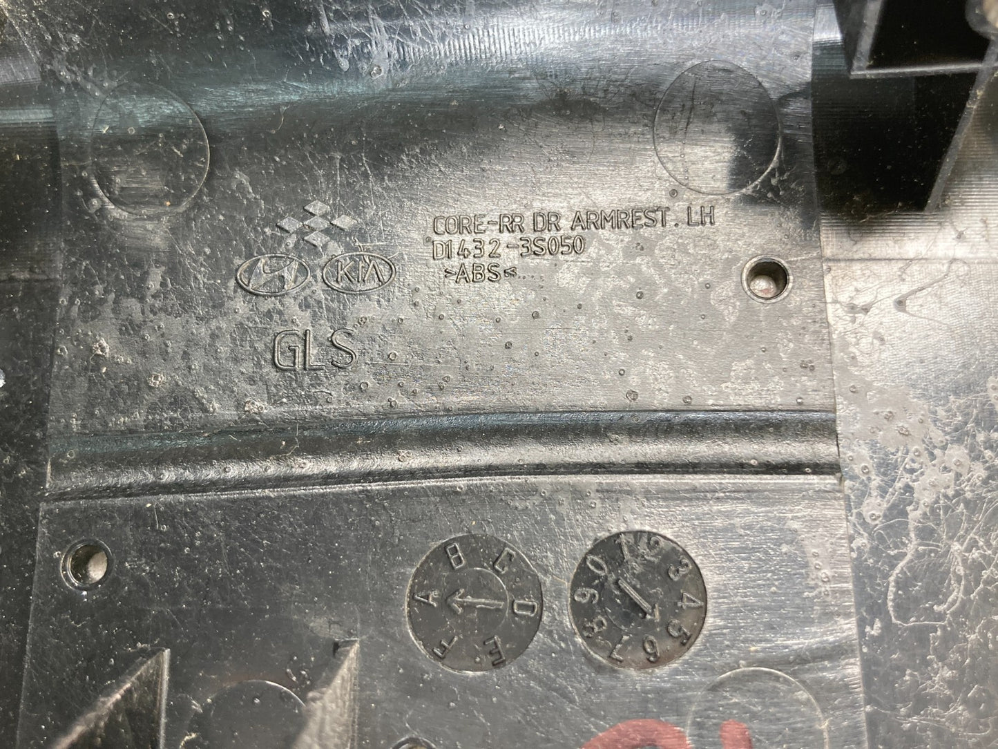 11-14 Hyundai Sonata Rear Left Side Interior Door Armrest Panel D1432-3S050 OEM