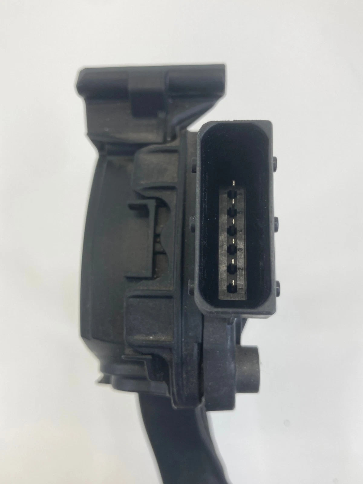 2011-2015 CHEVROLET CRUZE ACCELERATOR GAS PEDAL W/ POSITION SENSOR 13252702 OEM