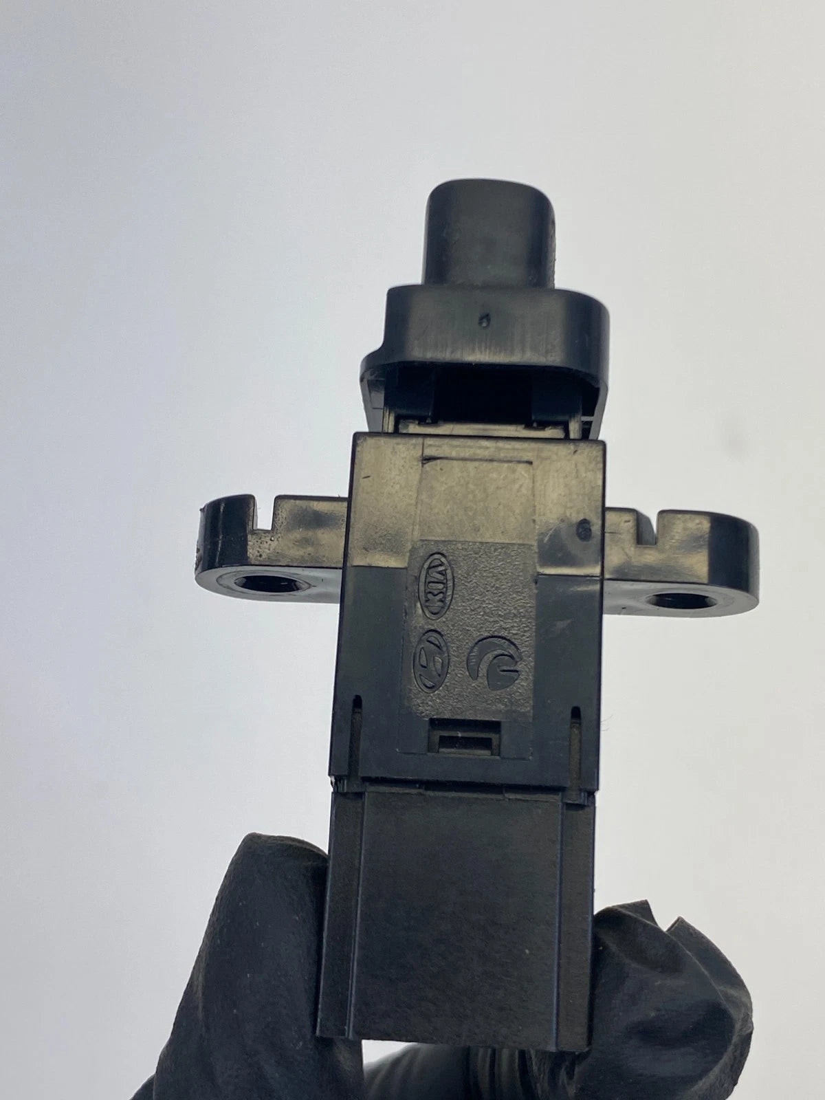 2010 11 12 2013 KIA FORTE DASH TRIP CONTROL BUTTON SWITCH 202008463 OEM