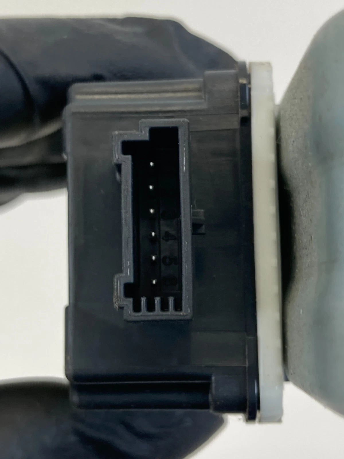 2013-2016 HYUNDAI SANTA FE TIRE PRESSURE CONTROL MODULE TPMS 95800-4Z000 OEM