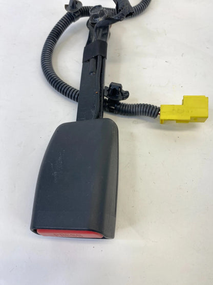 2012-2017 HYUNDAI ACCENT FRONT RIGHT PASSENGER SIDE SEAT BELT BUCKLE BLACK OEM