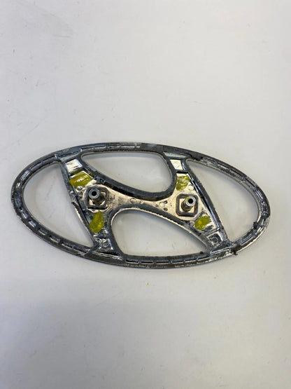 2012-2017 HYUNDAI ACCENT REAR TRUNK DECK LID LOGO EMBLEM BADGE CHROME OEM