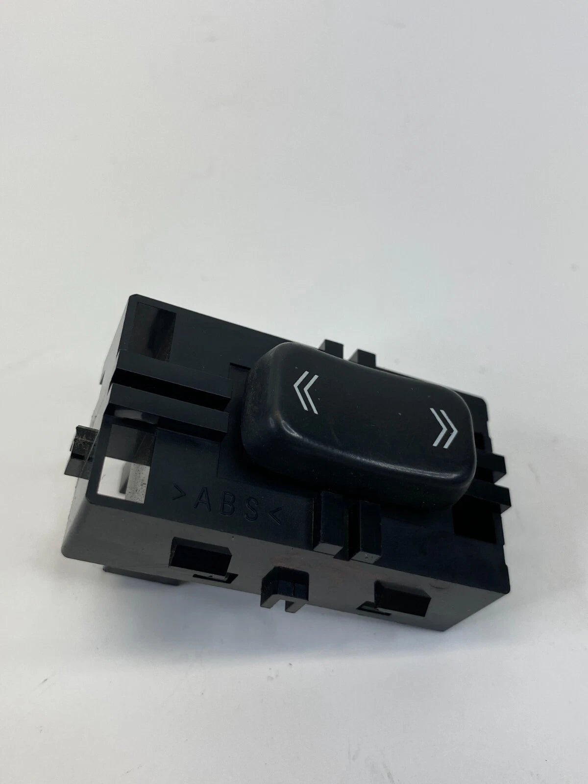 2004-2006 CADILLAC SRX FRONT RIGHT SIDE DOOR WINDOW CONTROL SWITCH 25750263 OEM
