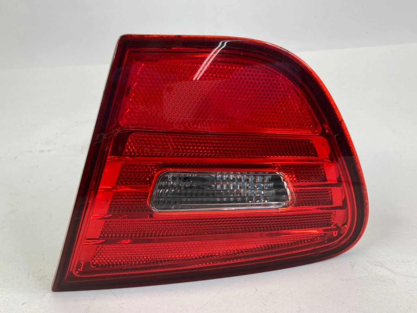 2007-2010 HYUNDAI ELANTRA SEDAN RIGHT TAILLIGHT INNER TAIL LAMP 924042H00 OEM