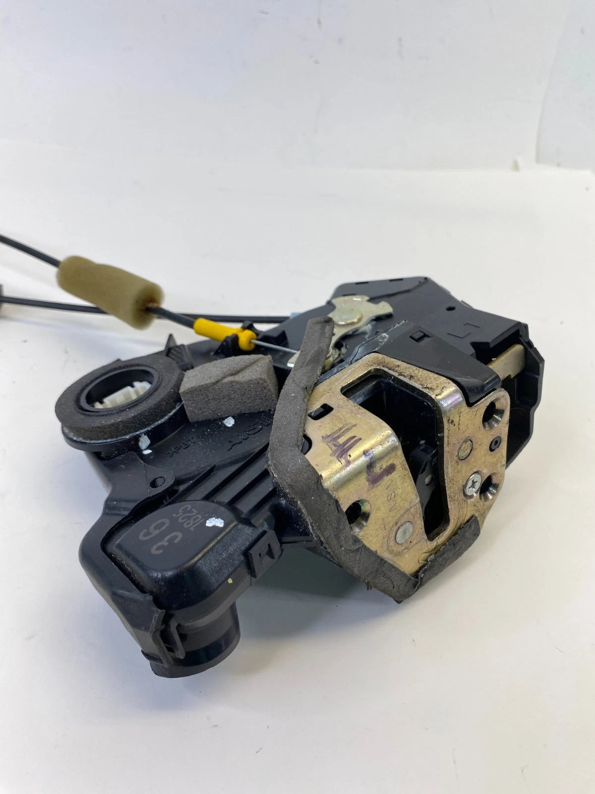 2002 2003 LEXUS ES300 FRONT LEFT DRIVER DOOR LOCK LATCH RELEASE ACTUATOR OEM