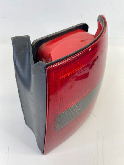 1999-2001 Audi A6 Quattro Rear Right Side Tail Light Taillight 4B9-945-096-C