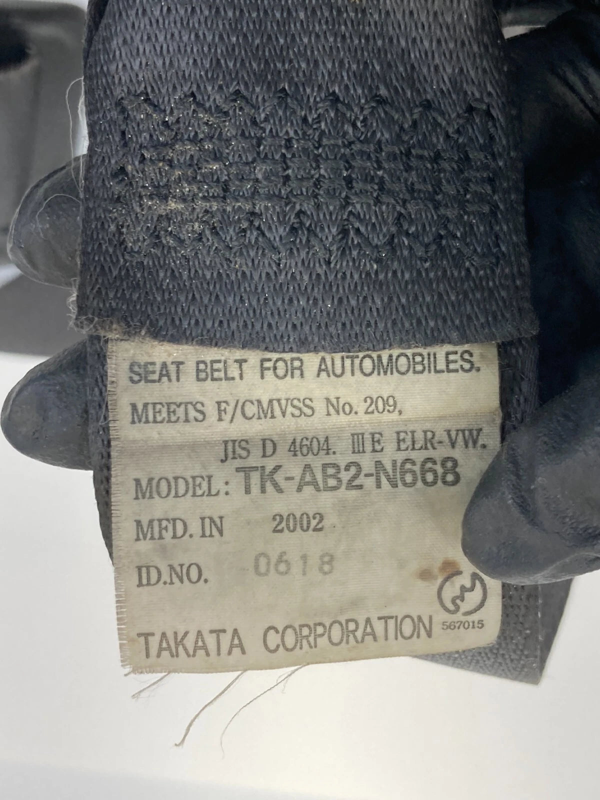 2003 2004 MITSUBISHI MONTERO SPORT FRONT LEFT DRIVER SEAT BELT RETRACTOR OEM