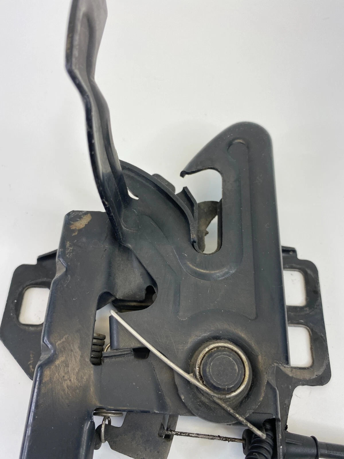 07 08 09 10 11 12 GMC ACADIA FRONT HOOD LOCK LATCH RELEASE ACTUATOR 20761108 OEM