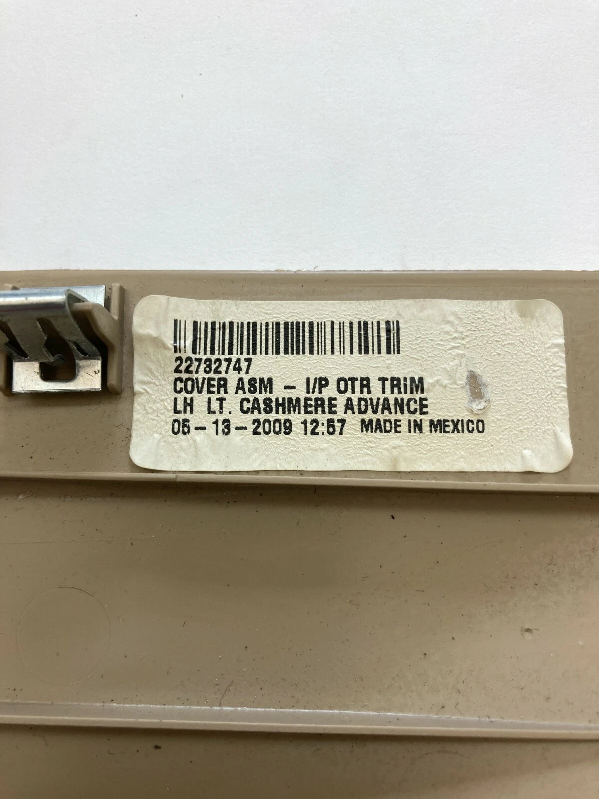 2006-2010 CHEVROLET HHR DASH FRONT LEFT DRIVER SIDE COVER TRIM PANEL BEZEL OEM