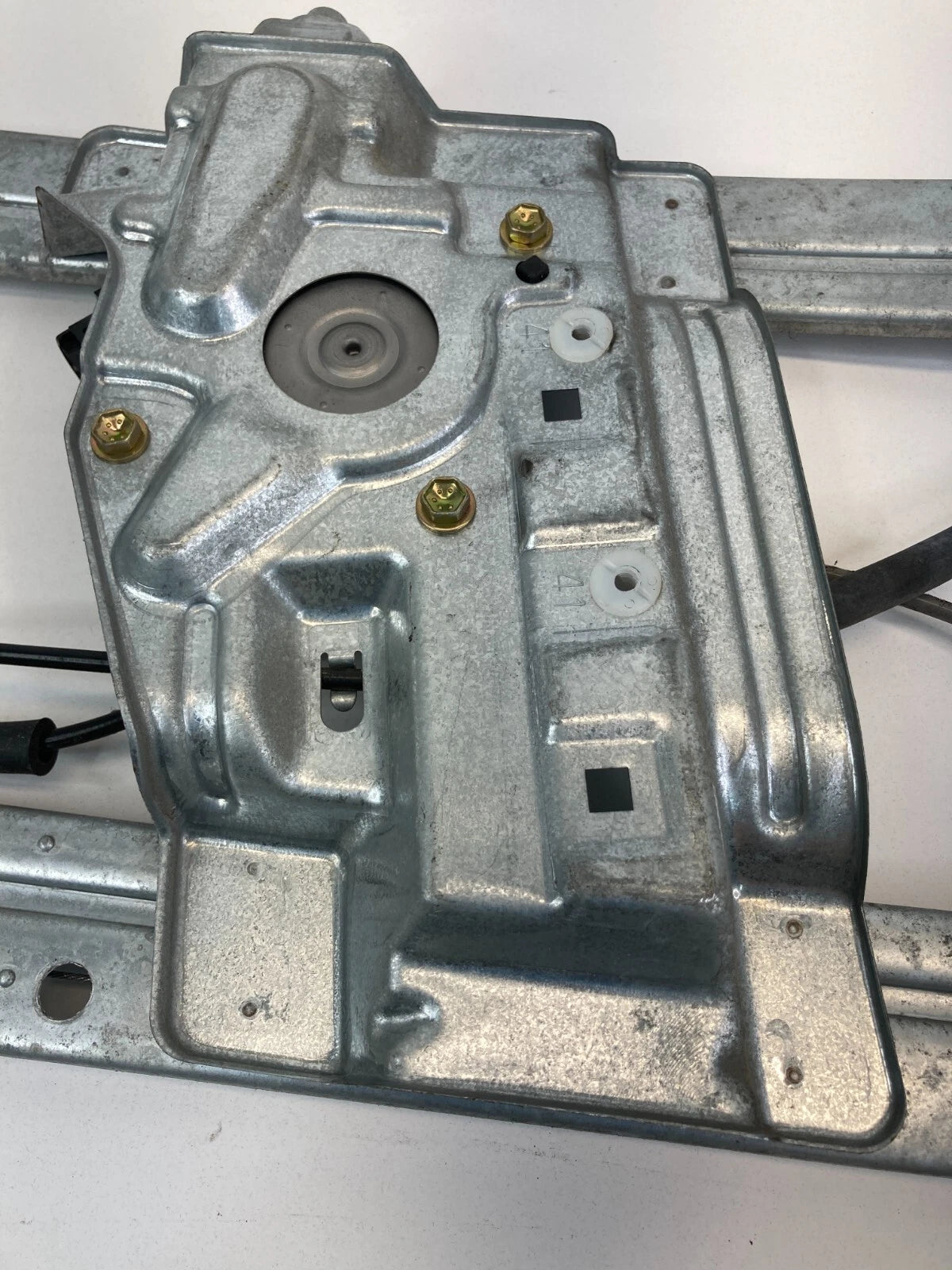 04-12 MITSUBISHI GALANT FR RIGHT SIDE DOOR POWER WINDOW MOTOR W/ REGULATOR OEM