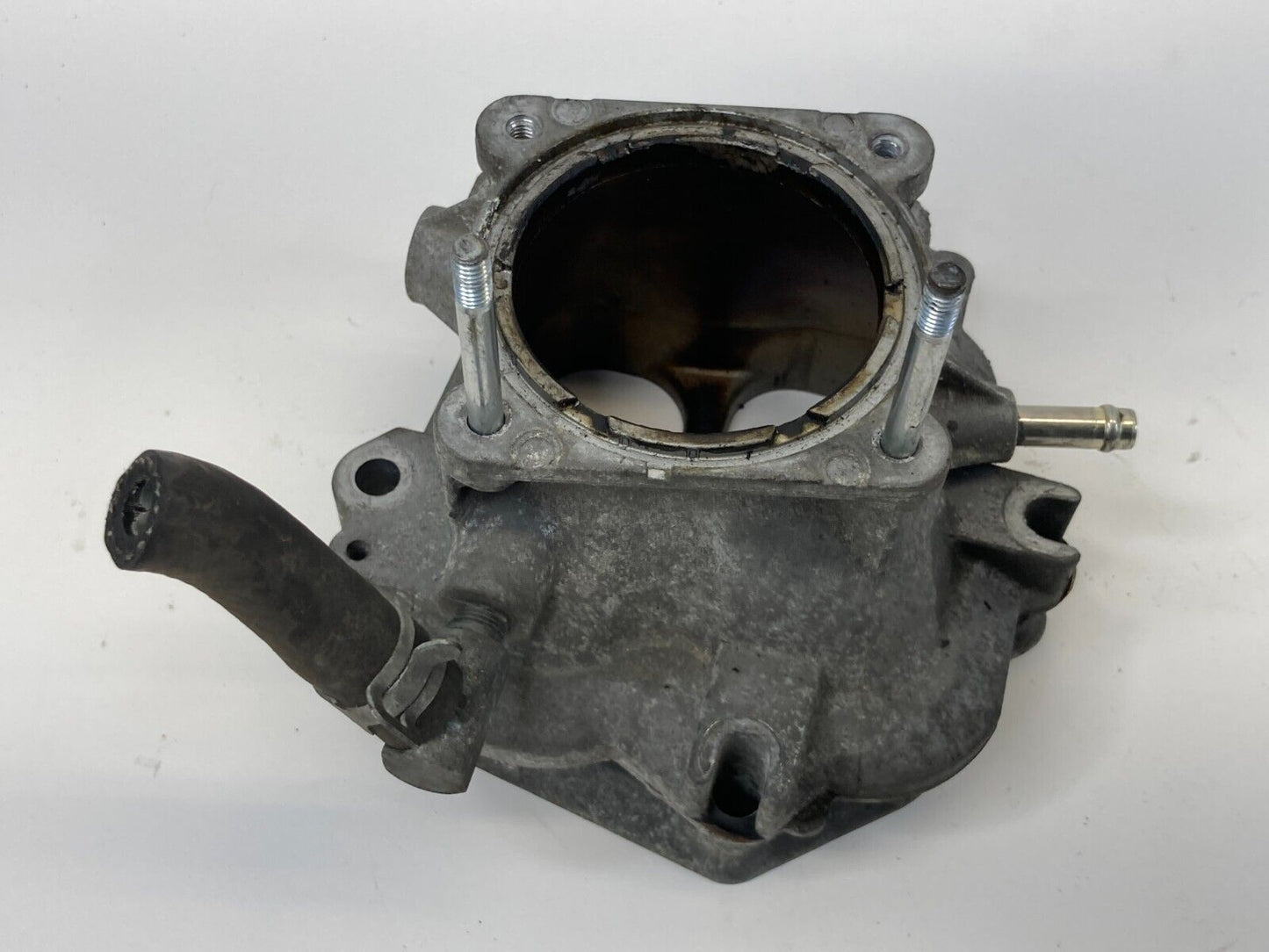 2004 2005 2006 Toyota Sienna 3.3L V6 24V AT Throttle Body OEM