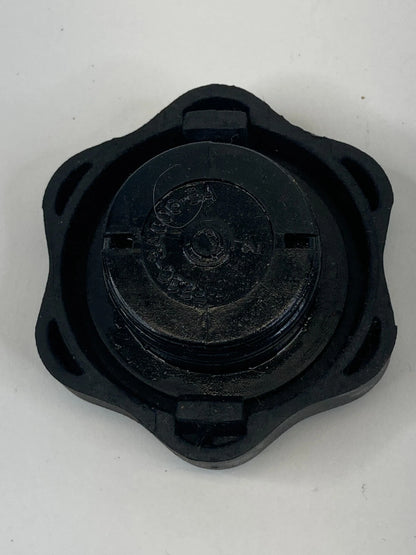 91-02 LINCOLN TOWN CAR POWER STEERING RESERVOIR FLUID TANK CAP LID COVER OEM