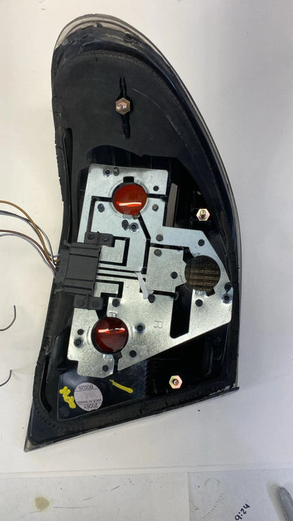 1998 1999 MERCEDES-BENZ E430 TAIL LIGHT LAMP RIGHT SIDE OUTER AFTERMARKET