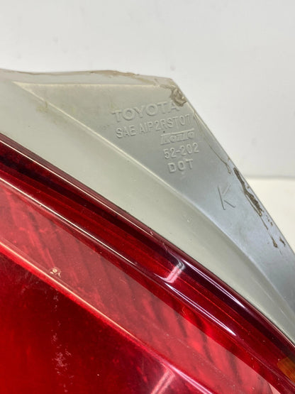 2009-2011 TOYOTA YARIS HATCHBACK REAR LEFT SIDE TAIL LIGHT LAMP HALOGEN OEM