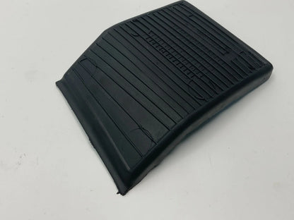 2001-2005 VW VOLKSWAGEN PASSAT DASH MAT INSERT RUBBER COMPARTMENT B1858166 OEM