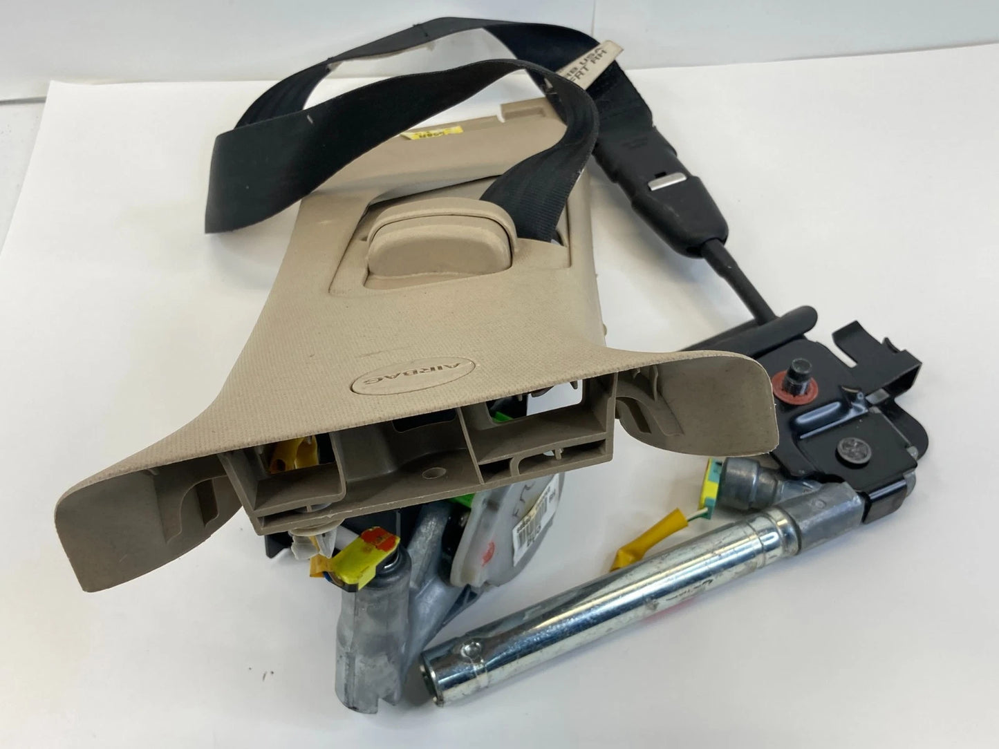 2012-2017 Hyundai Accent Sedan Front Right Side Seat Belt Retractor 88880-1R600