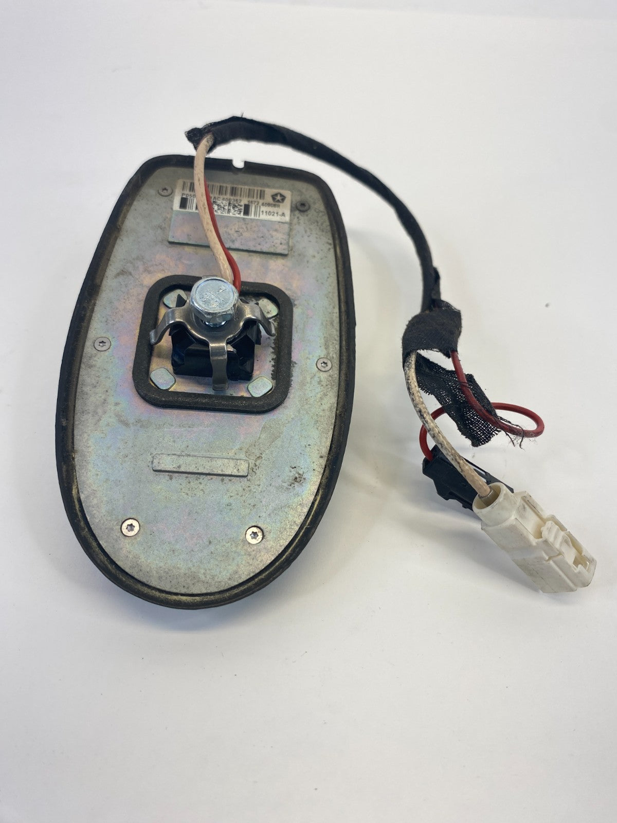 2011-2014 Dodge Avenger Chrysler 200 Roof Mounted Radio Antenna Base P05064771AC