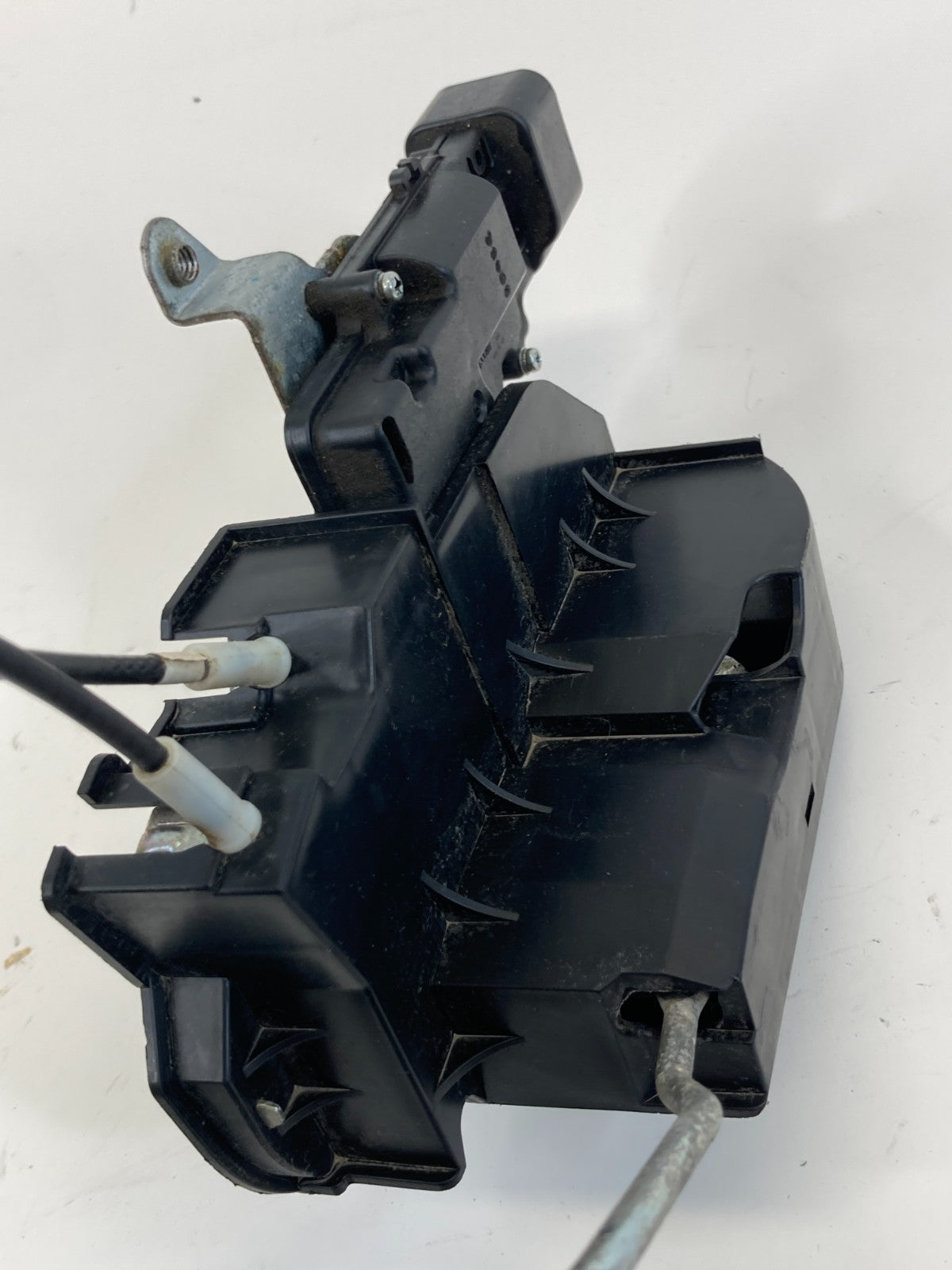 04-12 Chevrolet Colorado CREW CAB Front Right Side Door Lock Latch Actuator OEM