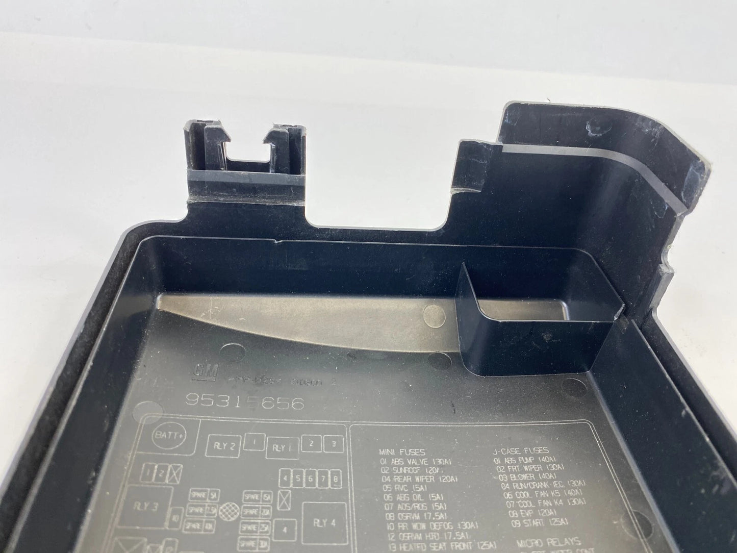 2012-2018 CHEVY SONIC FRONT COMPARTMENT FUSE BLOCK MODULE COVER 95315649 OEM