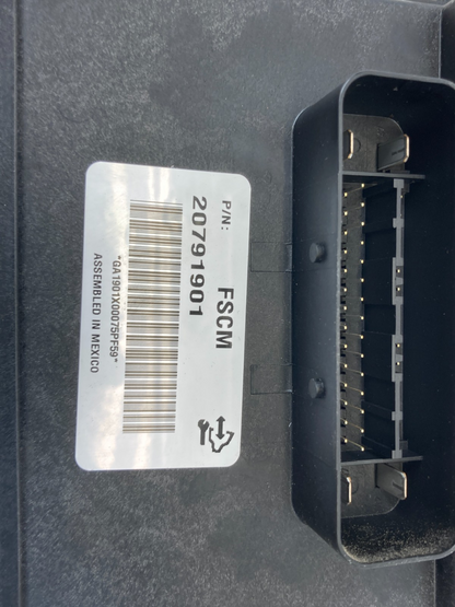 2011 2012 Buick Regal 2.4L A/T Fuel Pump Computer Control Module FSCM 20791901