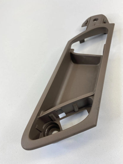 06-11 MERCEDES-BENZ ML 350 FRONT RIGHT SIDE INTERIOR DOOR HANDLE COVER BEZEL OEM