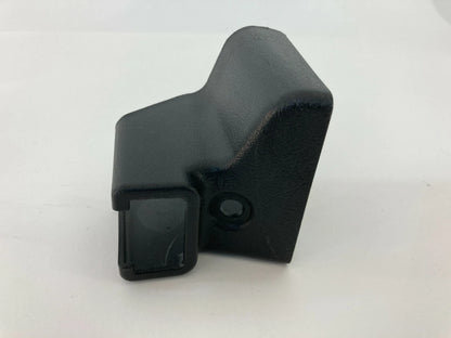 04-06 KIA AMANTI SEDAN RIGHT PASSENGER SIDE TRACK END COVER PANEL 88566-3F002