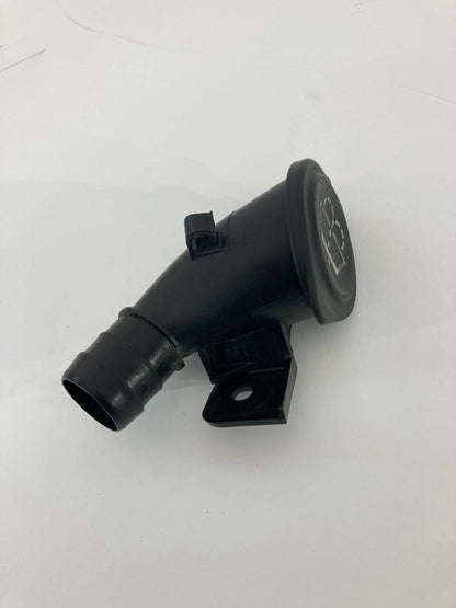 04 05 BMW 545I WASHER RESERVOIR FILLER PIPE TUBE W/ CAP COVER 61667144396 OEM