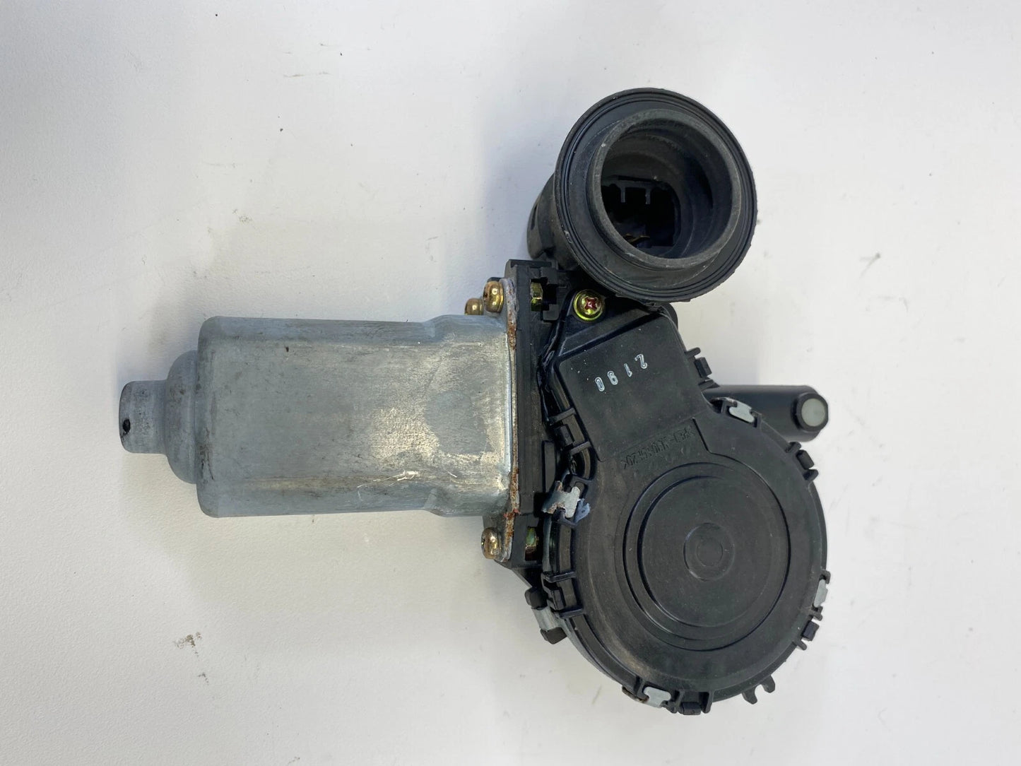 2002 2003 LEXUS ES300 REAR RIGHT SIDE POWER WINDOW MOTOR 85720-33150 OEM