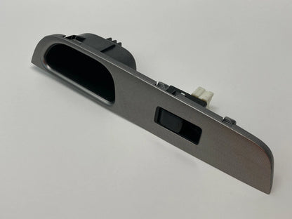 2007-2009 NISSAN VERSA REAR RIGHT PASSENGER SIDE WINDOW SWITCH 82960 EM31A OEM