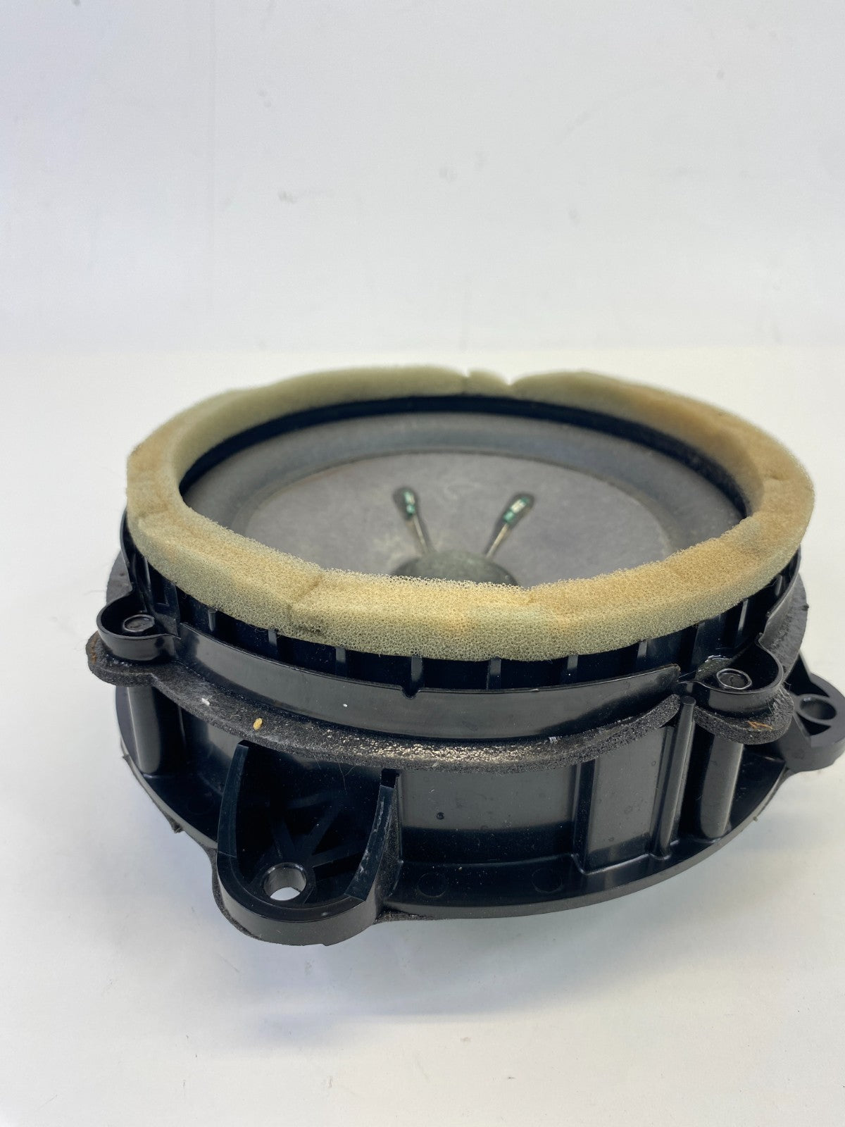 2007-2009 Cadillac SRX Front Left or Right Side Door Speaker Bose 15941727 OEM