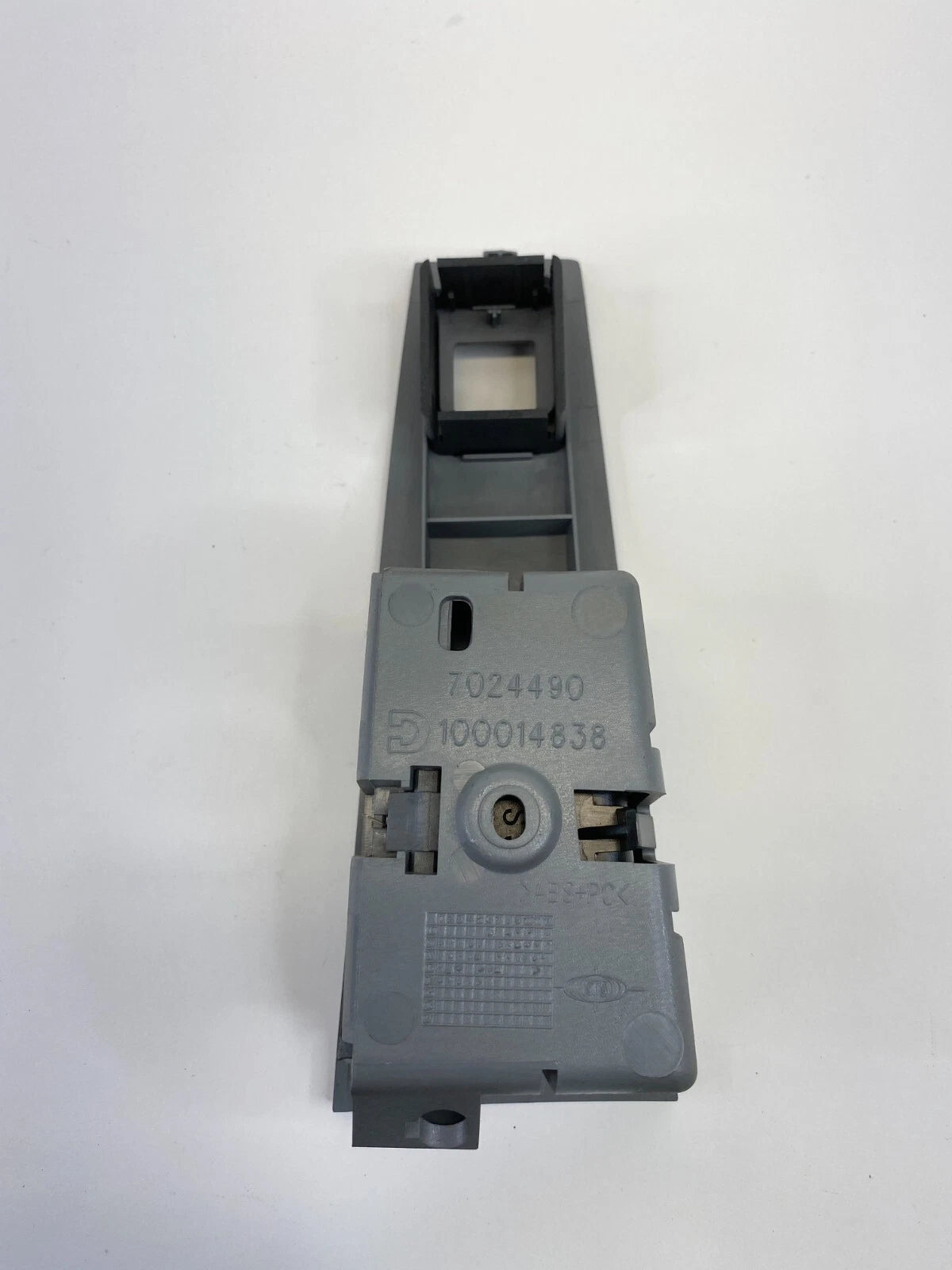 02-05 BMW 745I 745LI REAR RIGHT SIDE WINDOW SWITCH COVER TRIM BEZEL 100014838