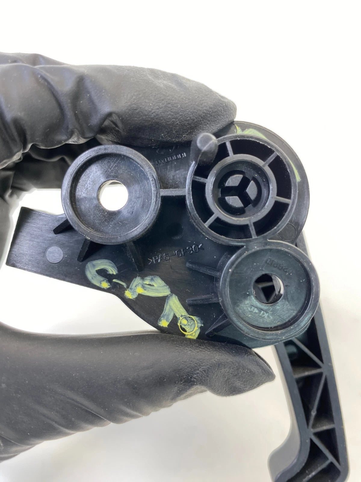 2016-2025 KIA SORENTO HOOD RELEASE PULL HANDLE LEVER OPENER OEM