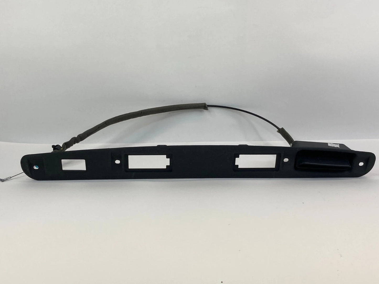 2011 DODGE JOURNEY REAR LIFTGATE HANDLE MOLDING TRIM LICENSE LAMP 05178320AC OEM