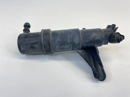 2004-2007 BMW 530I 525I 06-10 BMW 550I RIGHT HEADLIGHT WASHER NOZZLE RH OEM