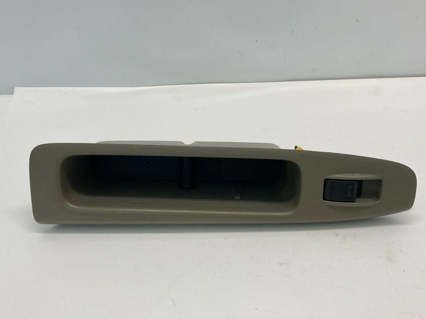 02 03 04 05 06 Toyota Camry Rear Left Side Window Switch W/ Bezel 74272-A010 OEM