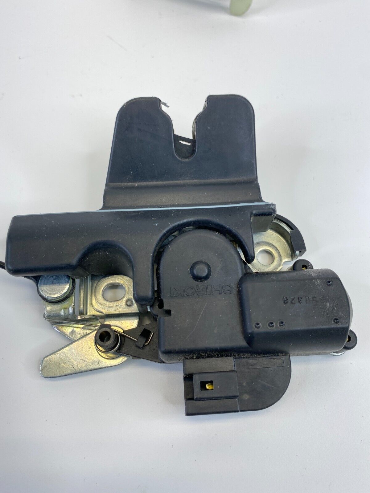 2006-2008 Infiniti M35 SEDAN Rear Trunk Latch Lock Actuator Release OEM