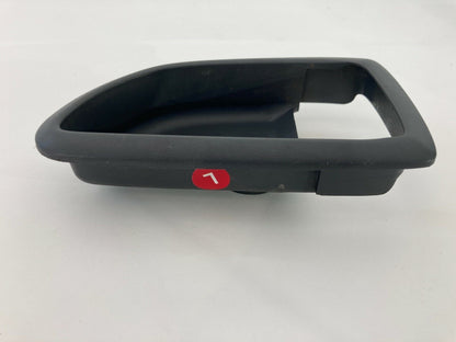 2003-2009 Kia Sorento Front Left Side Inner Door Handle Bezel Cover 82612-3E000