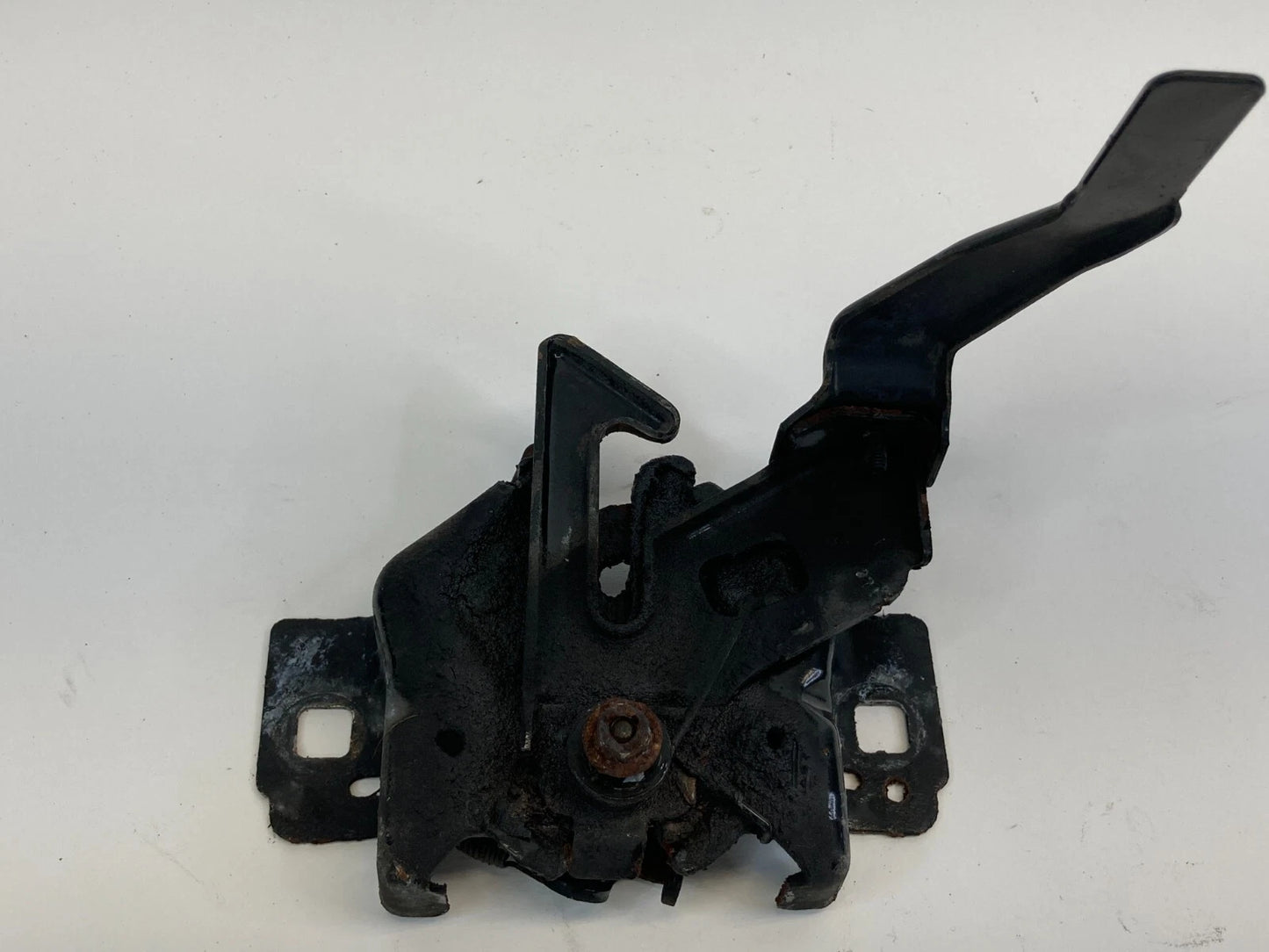 2001-2007 FORD ESCAPE FRONT HOOD BONNET LOCK LATCH RELEASE YL84-16A770-AAOEM