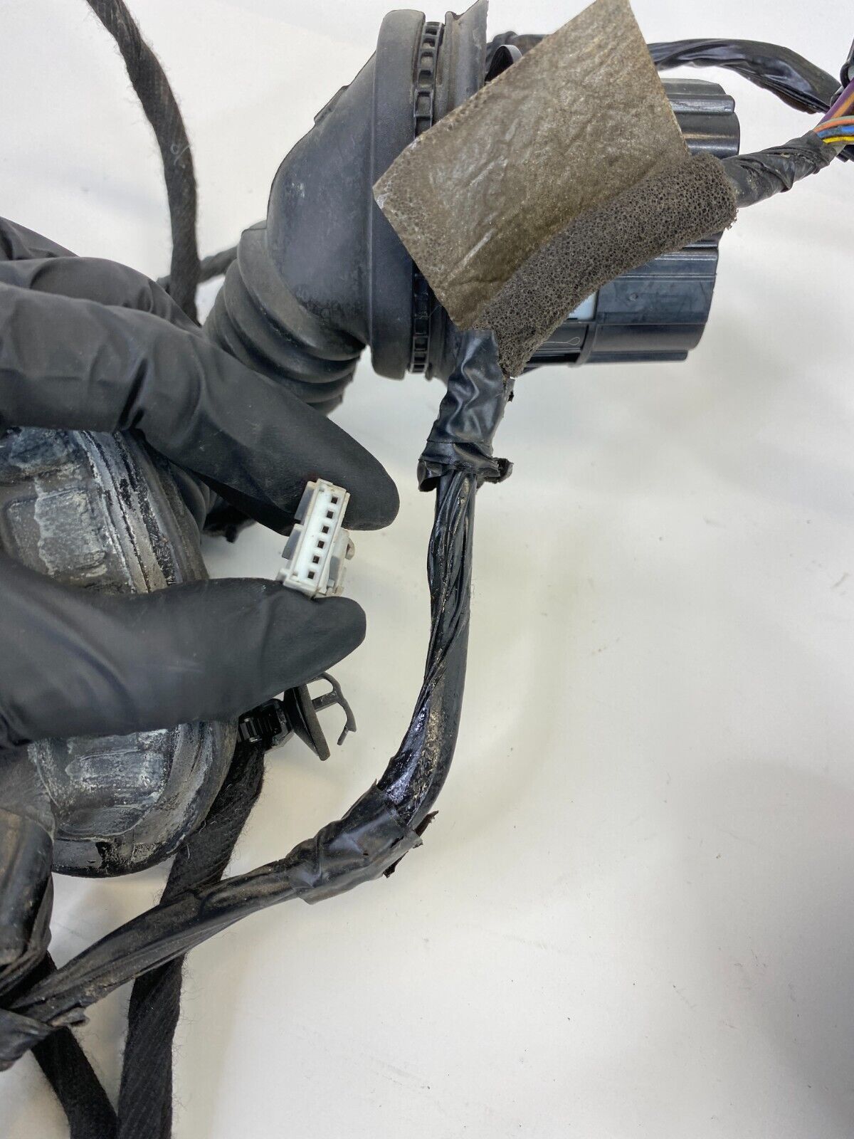 2013-2016 Ford Fusion Rear Left Door Wire Wiring Harness FG9T-14633-AEA OEM