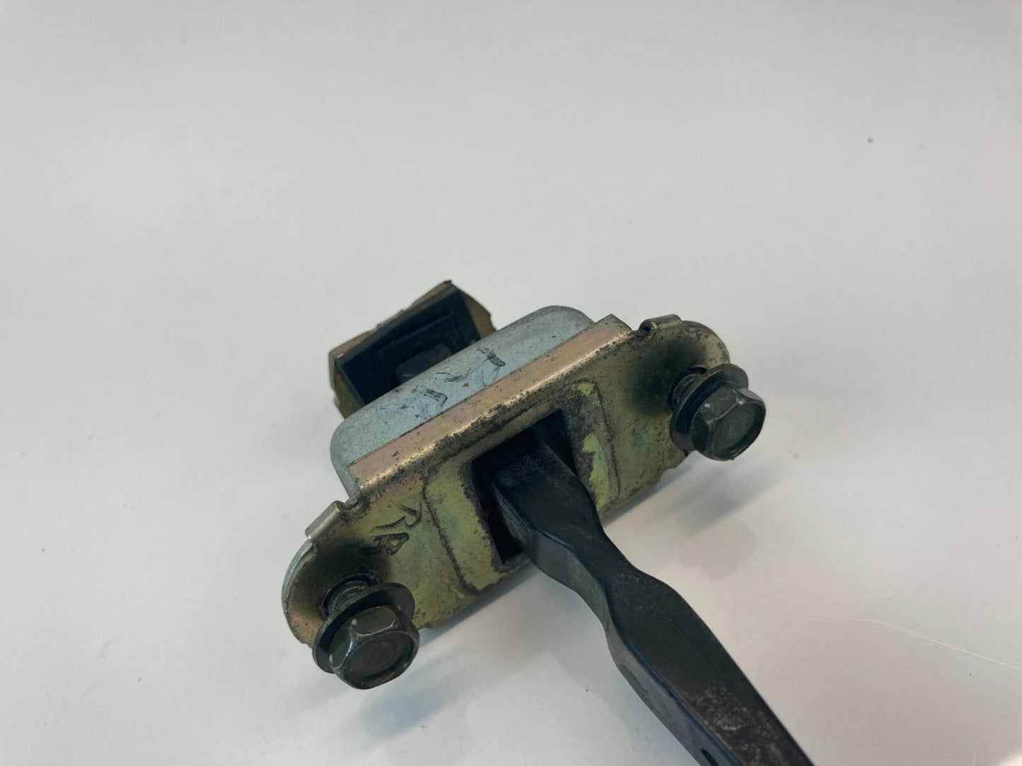 03-07 NISSAN MURANO REAR RIGHT SIDE DOOR CHECK CHECKER STOPPER DETENT BRACKET